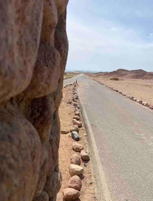 In The Heart Of Sinai, Blend In Nature Beach View Camp Кемпінг *